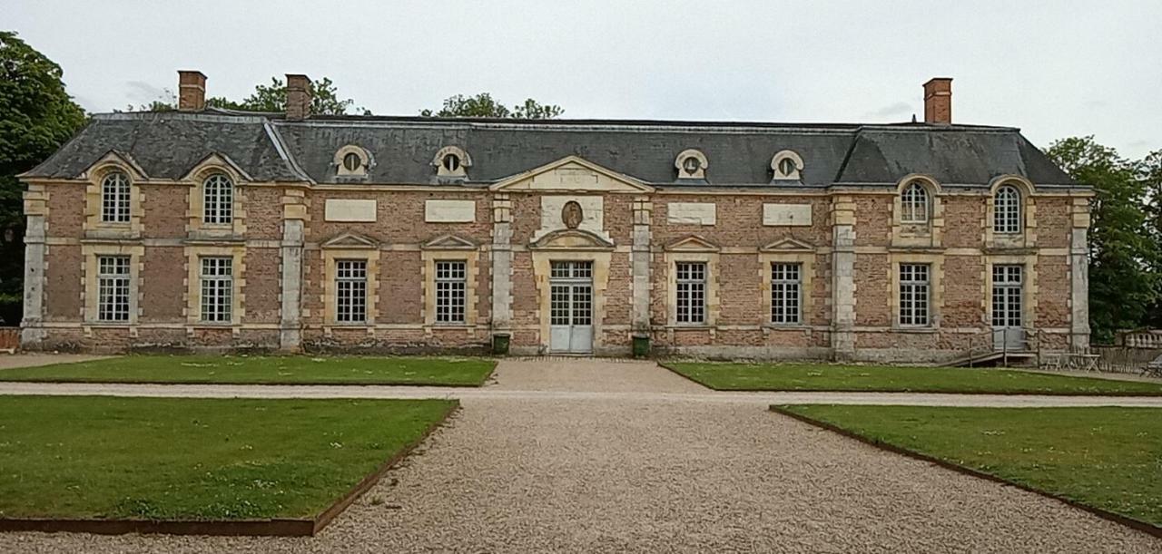 Bed and Breakfast Chateau De La Ferte Saint Aubin Экстерьер фото